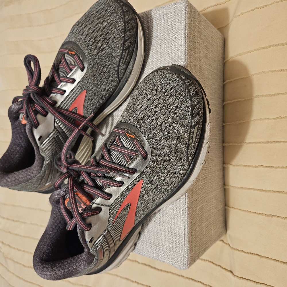 Brooks Gray and Pink Athletic Shoes Lightweight Design
